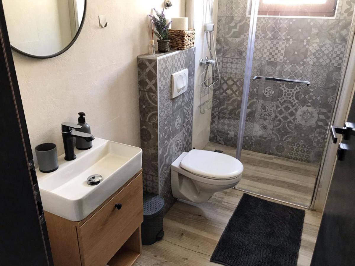 Apartmani Rina Donja Jagodnja Bagian luar foto